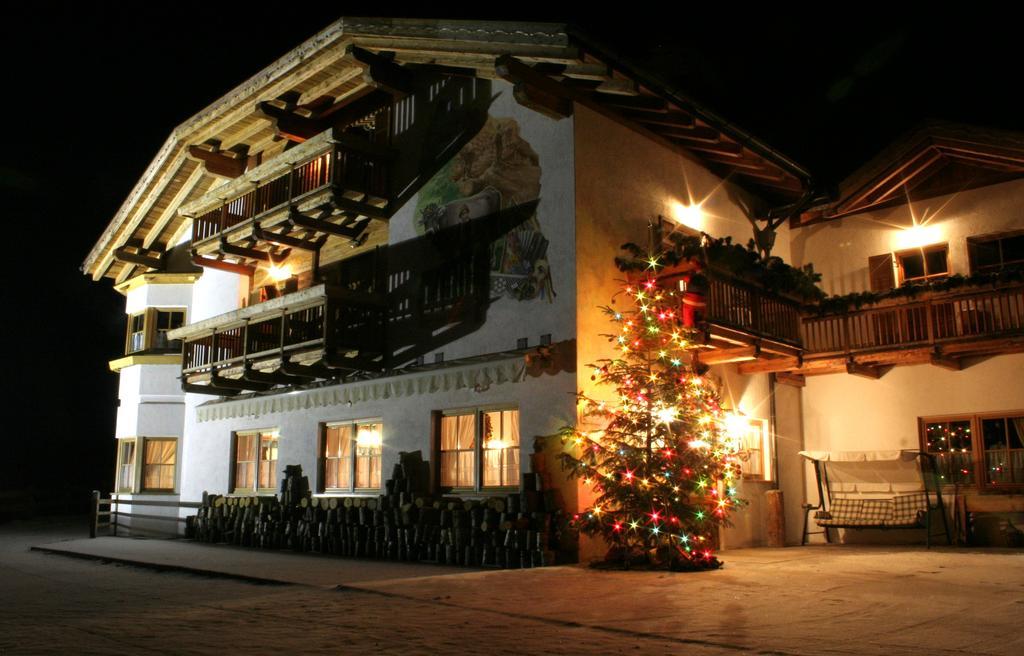 Hotel Agritur Fior Di Bosco Valfloriana Exterior foto